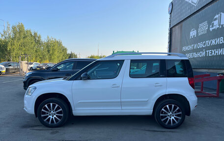 Skoda Yeti I рестайлинг, 2014 год, 1 020 000 рублей, 3 фотография