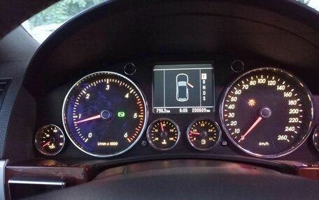 Volkswagen Touareg III, 2006 год, 900 000 рублей, 18 фотография