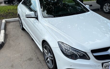 Mercedes-Benz E-Класс, 2014 год, 2 000 000 рублей, 2 фотография