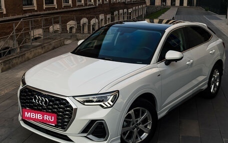 Audi Q3, 2021 год, 3 600 000 рублей, 2 фотография