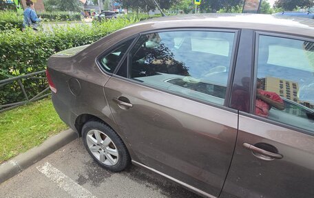 Volkswagen Polo VI (EU Market), 2015 год, 800 000 рублей, 3 фотография