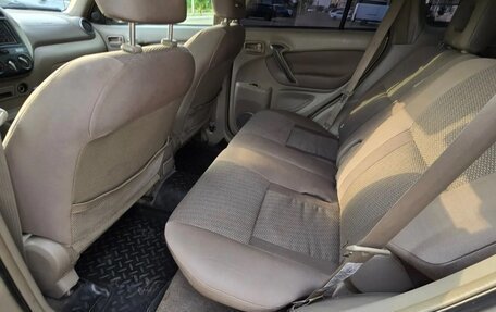 Toyota RAV4, 2003 год, 800 000 рублей, 11 фотография