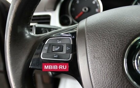 Volkswagen Touareg III, 2011 год, 1 630 000 рублей, 12 фотография