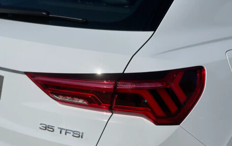 Audi Q3, 2023 год, 2 470 000 рублей, 7 фотография