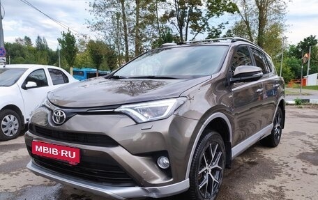 Toyota RAV4, 2017 год, 3 600 000 рублей, 1 фотография