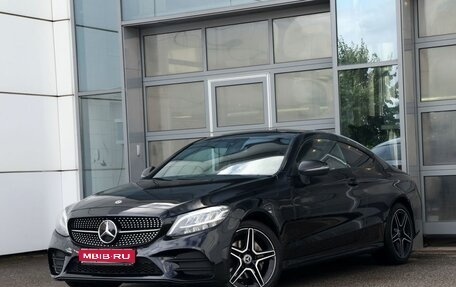 Mercedes-Benz C-Класс, 2018 год, 3 180 000 рублей, 1 фотография