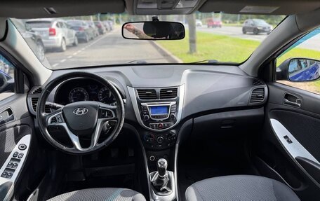 Hyundai Solaris II рестайлинг, 2011 год, 450 000 рублей, 5 фотография