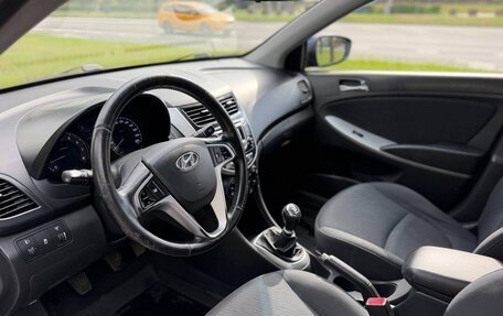 Hyundai Solaris II рестайлинг, 2011 год, 450 000 рублей, 8 фотография