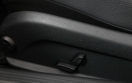 Mercedes-Benz C-Класс, 2018 год, 3 180 000 рублей, 19 фотография