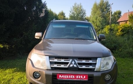 Mitsubishi Pajero IV, 2014 год, 1 490 000 рублей, 1 фотография