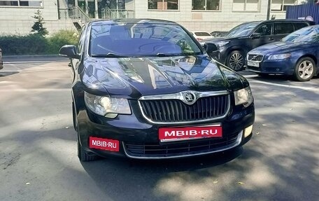 Skoda Superb III рестайлинг, 2013 год, 1 210 000 рублей, 1 фотография