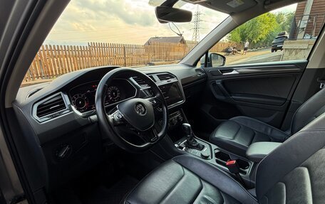 Volkswagen Tiguan II, 2018 год, 2 980 000 рублей, 7 фотография