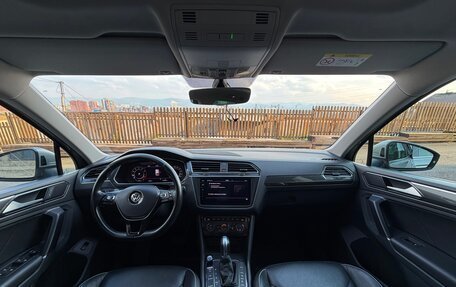 Volkswagen Tiguan II, 2018 год, 2 980 000 рублей, 16 фотография