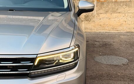 Volkswagen Tiguan II, 2018 год, 2 980 000 рублей, 19 фотография