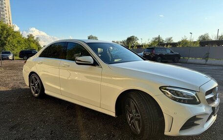 Mercedes-Benz C-Класс, 2019 год, 3 200 000 рублей, 4 фотография