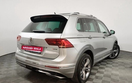 Volkswagen Tiguan II, 2018 год, 3 300 000 рублей, 3 фотография