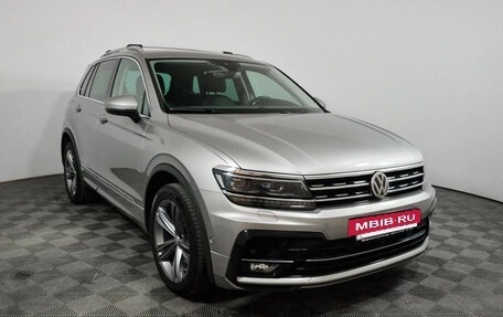 Volkswagen Tiguan II, 2018 год, 3 300 000 рублей, 5 фотография