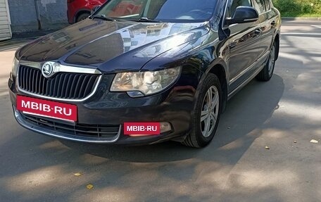 Skoda Superb III рестайлинг, 2013 год, 1 210 000 рублей, 3 фотография