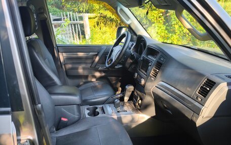 Mitsubishi Pajero IV, 2014 год, 1 490 000 рублей, 8 фотография