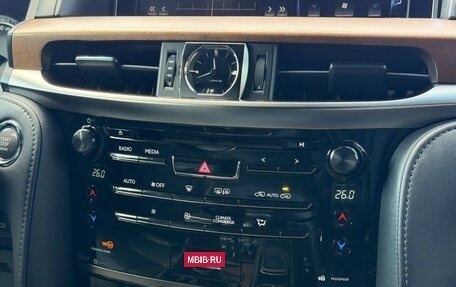 Lexus LX III, 2016 год, 7 400 000 рублей, 19 фотография