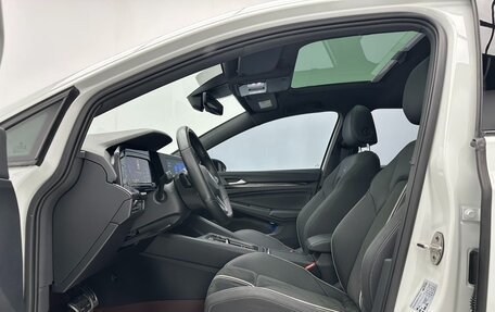 Volkswagen Golf VIII, 2022 год, 1 515 000 рублей, 13 фотография