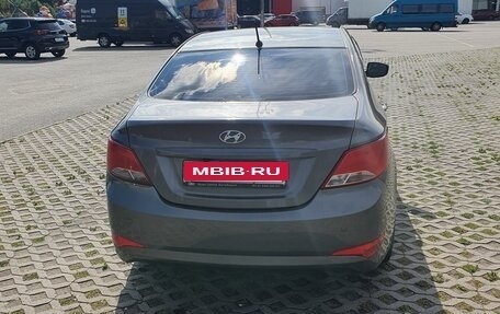 Hyundai Solaris II рестайлинг, 2016 год, 550 000 рублей, 3 фотография