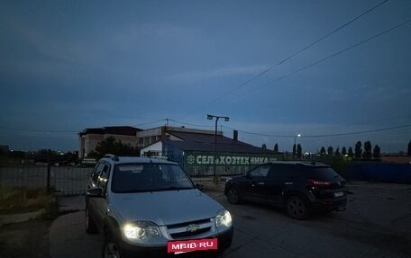 Chevrolet Niva I рестайлинг, 2008 год, 550 000 рублей, 2 фотография
