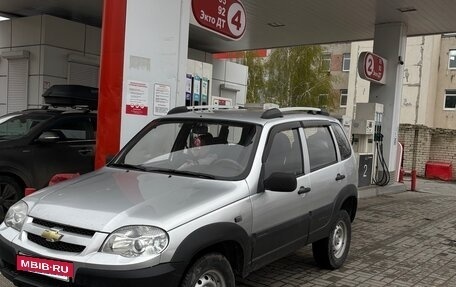 Chevrolet Niva I рестайлинг, 2008 год, 550 000 рублей, 9 фотография