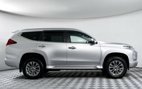 Mitsubishi Pajero Sport III рестайлинг, 2022 год, 3 755 000 рублей, 5 фотография