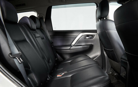 Mitsubishi Pajero Sport III рестайлинг, 2022 год, 3 755 000 рублей, 12 фотография