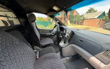 Hyundai Grand Starex Grand Starex I рестайлинг 2, 2008 год, 1 050 000 рублей, 17 фотография