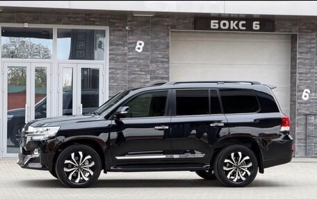 Toyota Land Cruiser 200, 2016 год, 4 600 000 рублей, 3 фотография