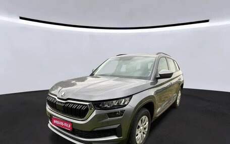 Skoda Kodiaq I, 2022 год, 2 282 000 рублей, 1 фотография