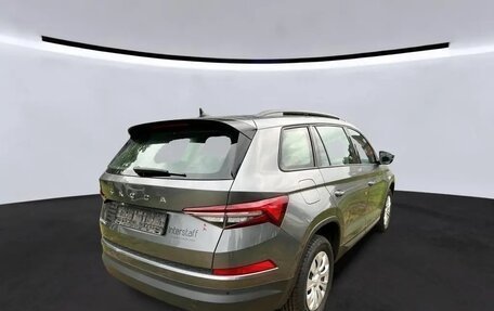 Skoda Kodiaq I, 2022 год, 2 282 000 рублей, 2 фотография