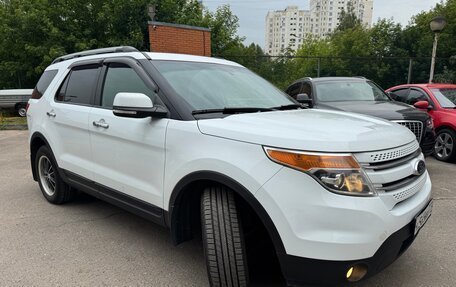 Ford Explorer VI, 2015 год, 1 800 000 рублей, 3 фотография