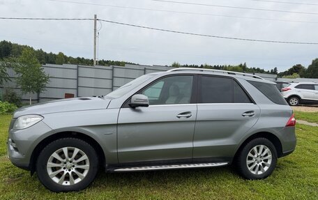 Mercedes-Benz M-Класс, 2012 год, 2 100 000 рублей, 3 фотография