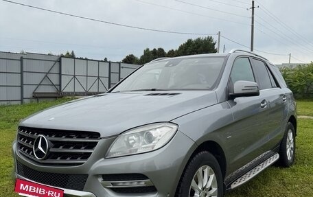 Mercedes-Benz M-Класс, 2012 год, 2 100 000 рублей, 2 фотография