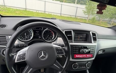 Mercedes-Benz M-Класс, 2012 год, 2 100 000 рублей, 15 фотография