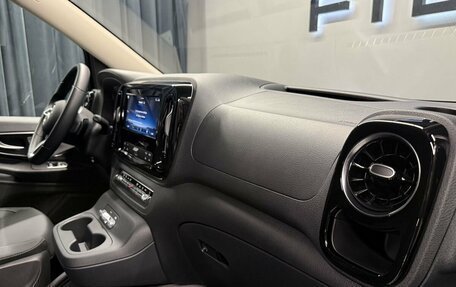 Mercedes-Benz Vito, 2024 год, 7 900 000 рублей, 24 фотография