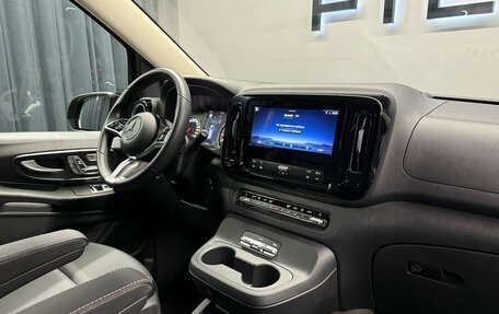 Mercedes-Benz Vito, 2024 год, 7 900 000 рублей, 25 фотография