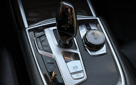BMW 7 серия, 2016 год, 3 700 000 рублей, 28 фотография