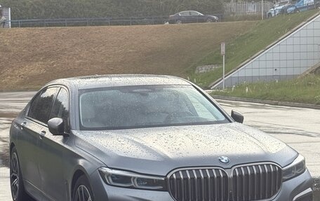 BMW 7 серия, 2021 год, 16 000 000 рублей, 10 фотография