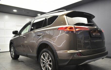 Toyota RAV4, 2015 год, 2 327 000 рублей, 5 фотография