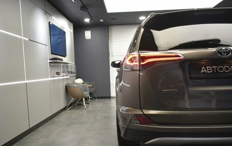 Toyota RAV4, 2015 год, 2 327 000 рублей, 6 фотография