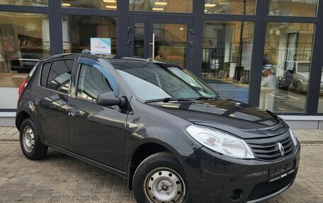 Renault Sandero I, 2013 год, 530 000 рублей, 2 фотография