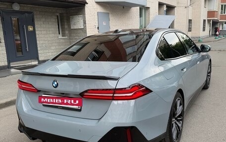 BMW 5 серия, 2024 год, 7 450 000 рублей, 6 фотография