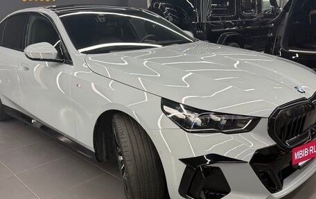 BMW 5 серия, 2024 год, 7 450 000 рублей, 4 фотография