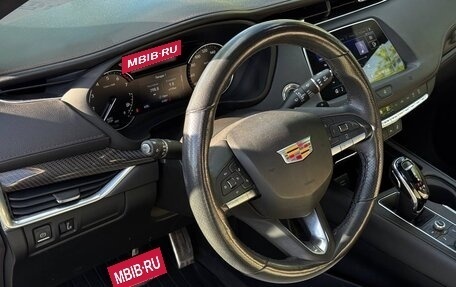 Cadillac XT4 I, 2020 год, 2 700 000 рублей, 15 фотография