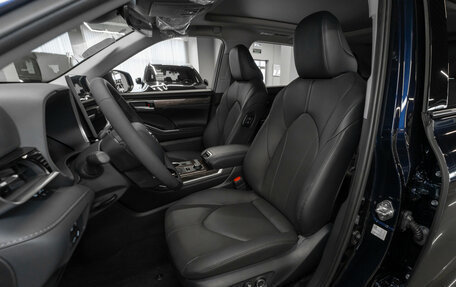 Toyota Highlander, 2026 год, 5 600 000 рублей, 9 фотография