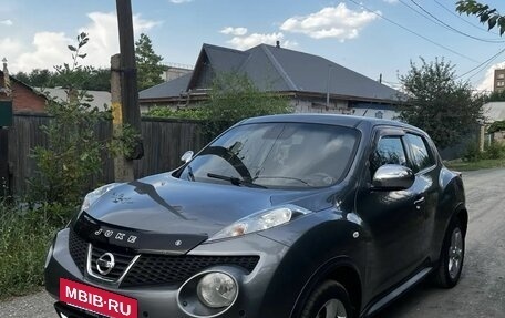 Nissan Juke II, 2011 год, 895 000 рублей, 2 фотография